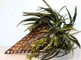 Metal Wall Hanging Basket