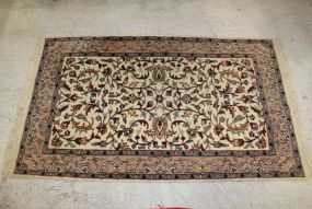 Machine Made White and Pink Rug