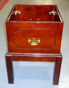  Mahogany Planter Mahogany Chinese Chippendale Square Planters, matches #227; 14 1/4" x 14 1/4"