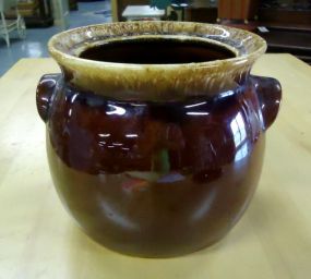  Hull Jar Hull jar ( chip on edge of jar )