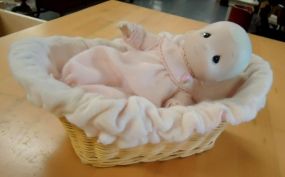  Precious Moments Baby in Basket Precious Moments baby in basket 10 1/2"w