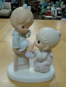  Precious Moments You are always there for me 5 3/4"h.