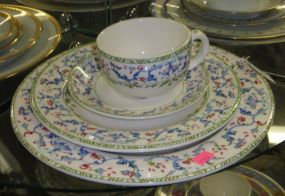  Mottahedeh Fine Earthenware China Mottahedeh Fine Earthenware; cup and saucer, dinner plate, salad