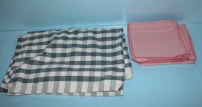  Green Check Table Cloth and Pink Napkins