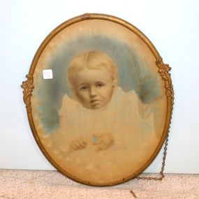 Oval Metal Hanging Frame with Baby Picture