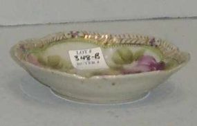 Small Nippon Berry Bowl w/Red/Pink Roses