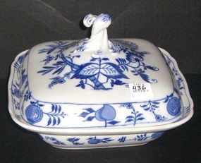 Staffordshire "Meissen" Covered Vegetable