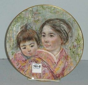 Royal Doulton Plate "Sayrui and Child"