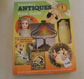 Schroeders Antique Price Guide