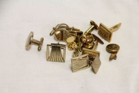 Mixed Lot of Gold Tone Cuff Links