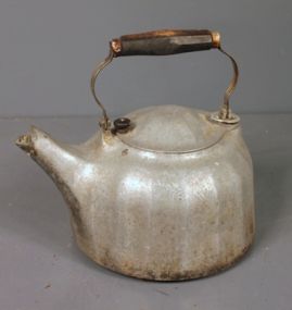 Colonial Design Griswold Teapot