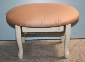 White Queen Anne Lift Seat Stool