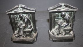 Pair of Black Metal Bookends 4"h.