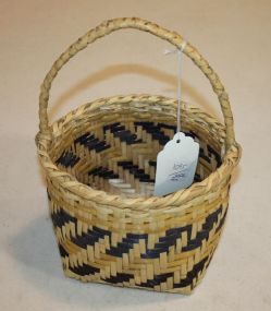 Small Single Handle Choctaw Basket 10"h. x 6" dia.
