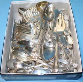 Reed and Barton "Bel Air" Pattern Silverplate Flatware. Set consists of 16 knives, 15 teaspoons, 16 dinner forks, 16 tablespoons, 16 salad forks, 4 butter knives, ladle, 3 serving spoons, and meat fork, 88 pcs.