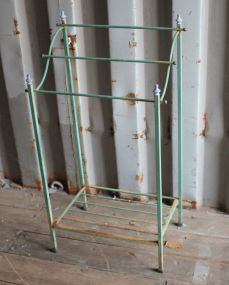 Metal Towel Rack