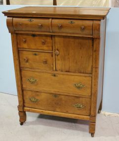 Late 20th Century Maple Chest of Drawers