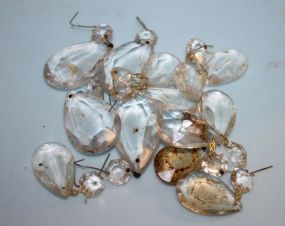 Prisms Four tear drop prisms, 2 1/2"; nine prisms, 2"