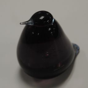 Iittala Glass Bird by Glass Artist, Oiva Toikka. Signed "O. Toikka, Nuutajarvi, IT."