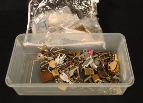 Box lot of various Keys