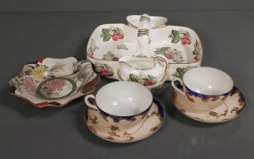 Six Pieces of Various Porcelain