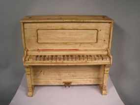 Old Child's Piano
