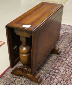 Oak English Gateleg Table