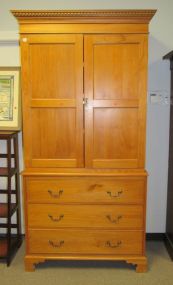 English Style Bracket Foot Linen Press