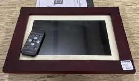 Insignia 10" Digital Photo Frame