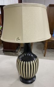 Black Vase Lamp