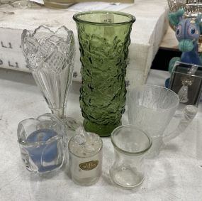 Assorted Group of Glassware Pieces