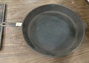USA Cast Iron #14 Skillet