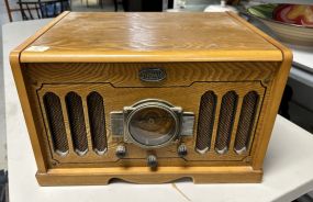 Museum Thomas Series Radio/Record Player