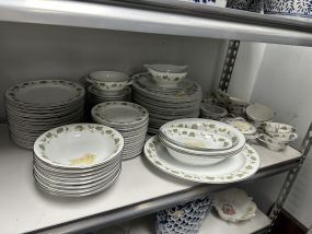 Set of Noritake Japan Vineyard China Set