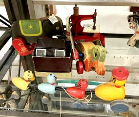 VTG Wood Animal Pull Toys, Viewfinder, and Sewing Machine