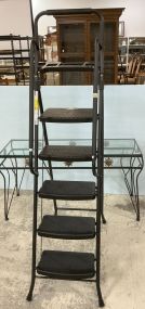 Soc tone Step Ladder