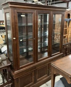 85h 64w Late 20th Century Cherry China Cabinet