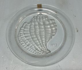 Lalique Crystal 1972 Annual Collector Plate featuring the Coquillage 8 "