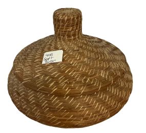 Tribal Pine Straw Basket w Lid 7.5"d