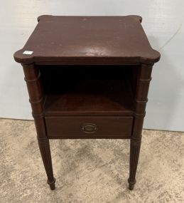 Duncan Phyfe Mahogany Side Table 28"h., 16"w