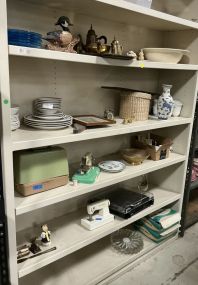 Group of Ceramics and Decor Accessories