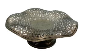 14.305 ozt 1916 Sterling Pierced Compote