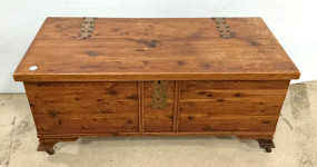 Forest Park Cedar Hope Chest 17"h., 40"w., 18"d