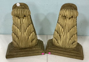 Two Resin Wall Shelves 18"