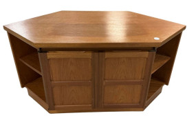 Mid-Century Modern Nathan teak corner TV stand 20"h., 39"w