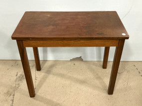 26"h., 32"w Accent Side Table