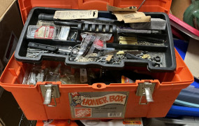 Homer Box with Assorted Accessories