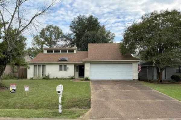 Estate Of Michael John Richmond – House At Deerfield