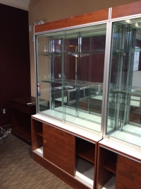 Sale Image for ABSOLUTE ONLINE AUCTION - Surplus Retail Inventory And Kitchen Equipment Online Auction