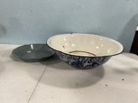 Sale Image for December Online Auction 2025